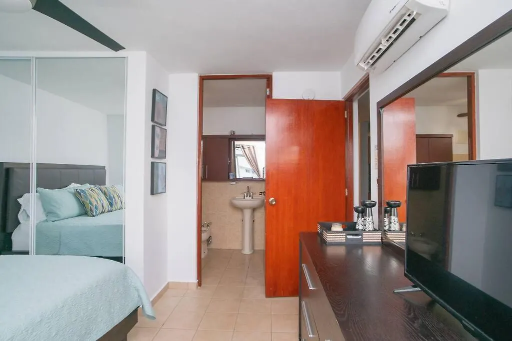 Costa Ensenada Penthouse 505 Across The Street From Balneario Beach Rincon
