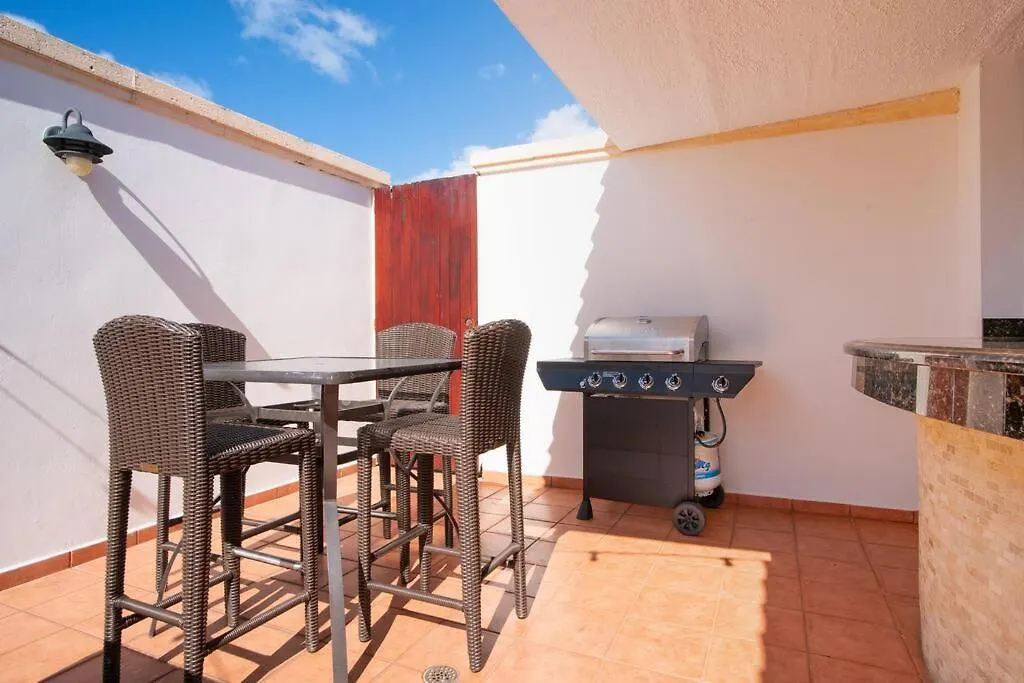Costa Ensenada Penthouse 505 Across The Street From Balneario Beach Rincon Appartement